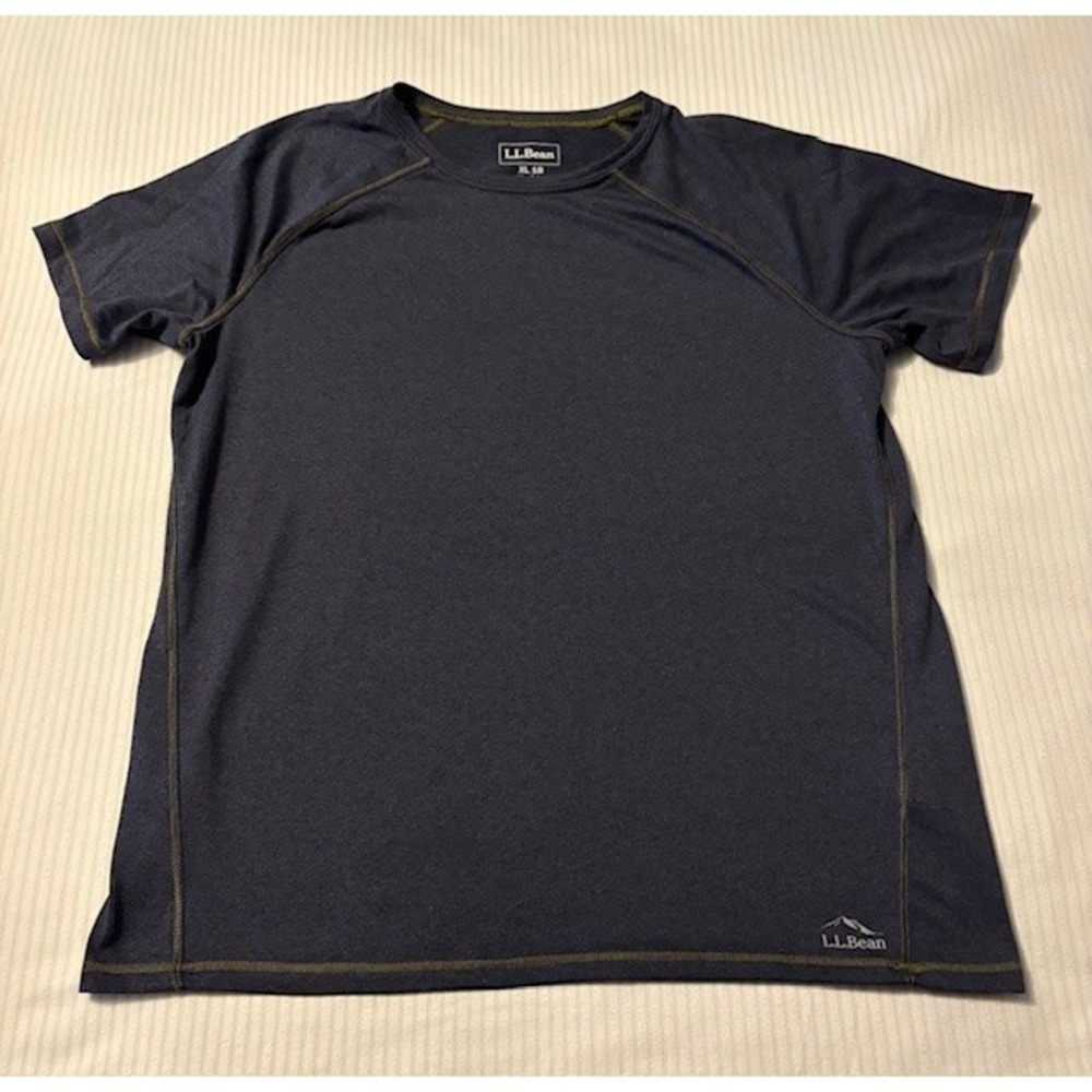 LL Bean Navy Blue tee kids size XL (18)